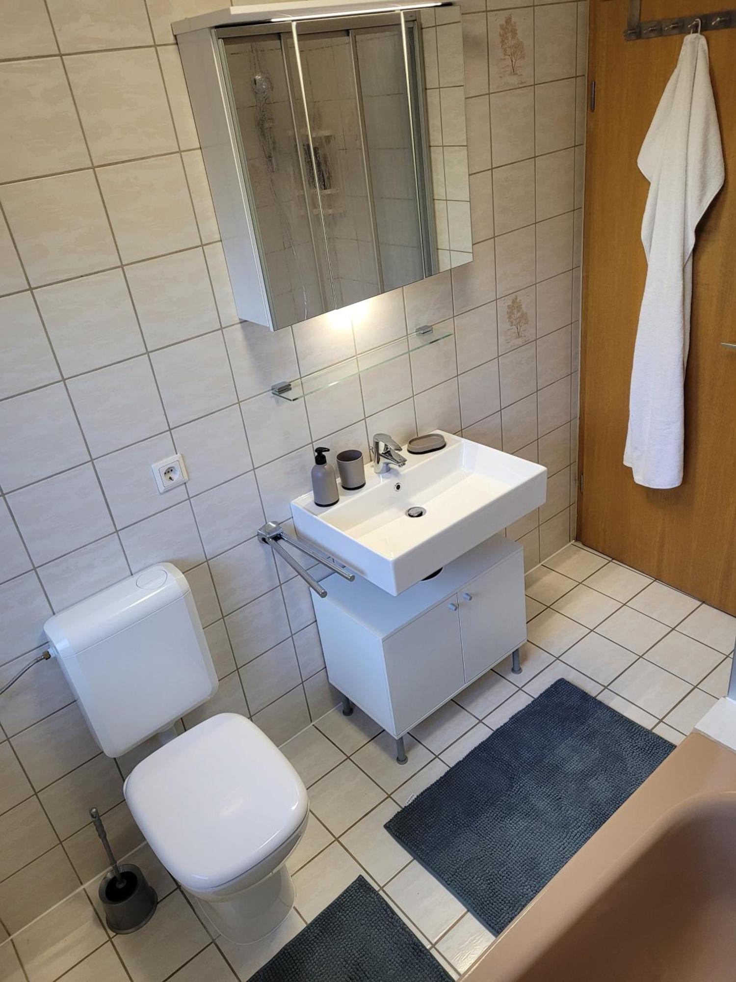 Fewo - Klein Aber Fein, 1-3 Personen, Souterrain Rödental Exteriör bild